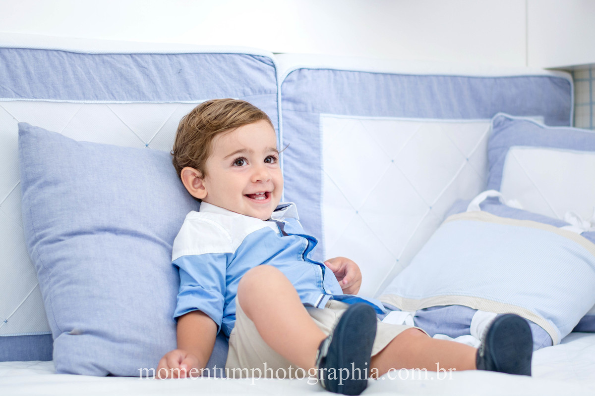 foto tirada por momentum photographia irmaos ensaio infantil petropolis rj