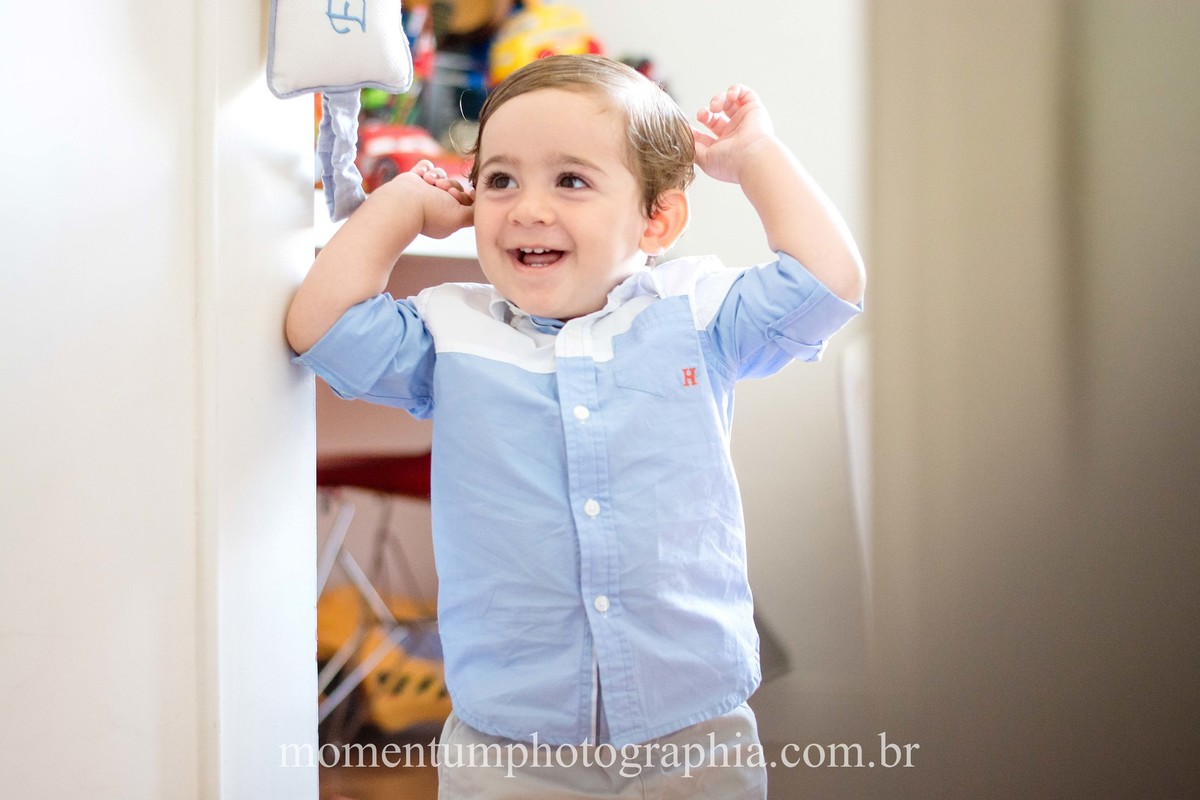foto tirada por momentum photographia irmaos ensaio infantil petropolis rj