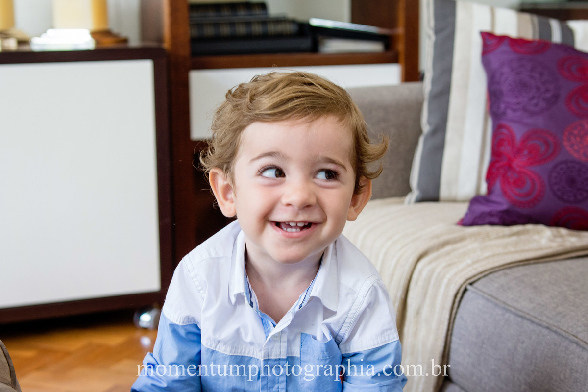foto tirada por momentum photographia irmaos ensaio infantil petropolis rj