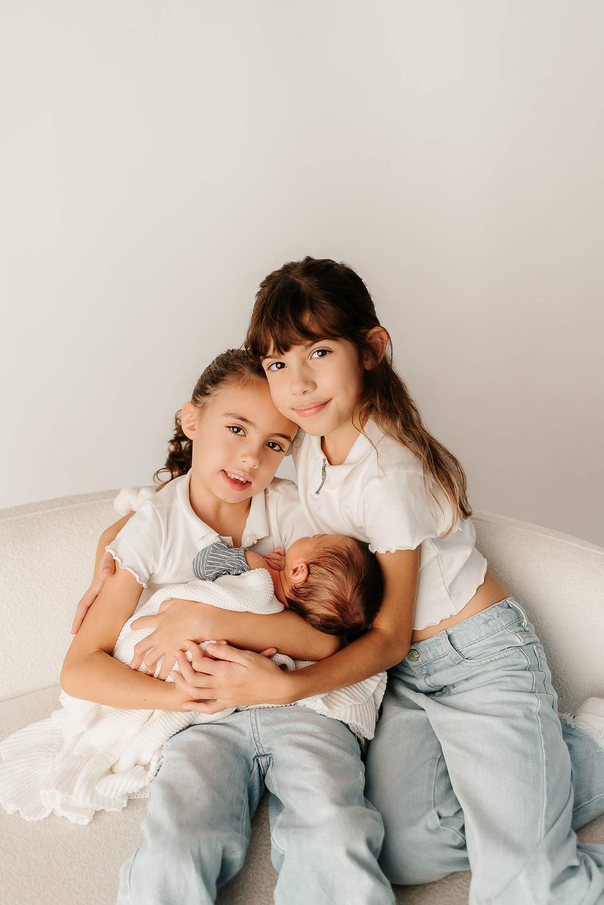ensaio-newborn-petropolis-rj-estudio-quitandinha-fotografia-profissional-atemporal-clean-familia-recem-nascido