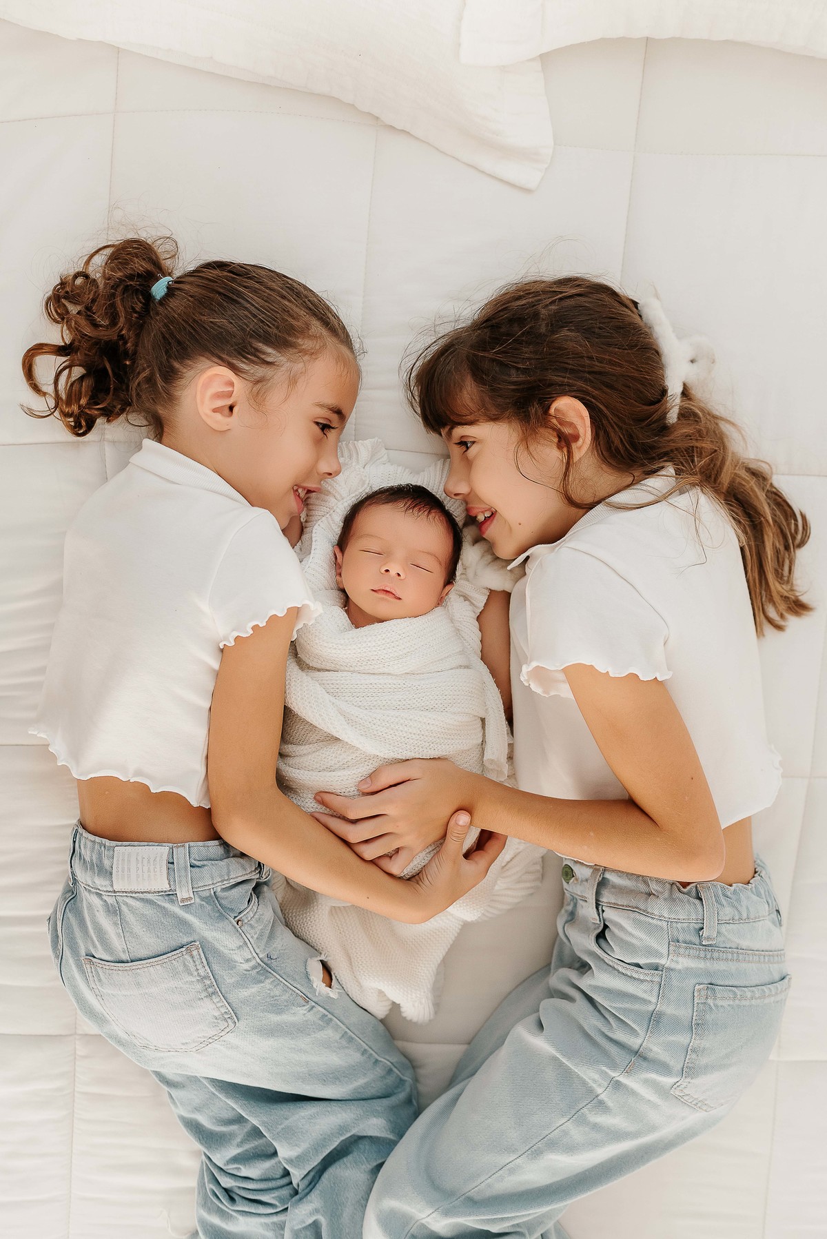 ensaio-newborn-petropolis-rj-estudio-quitandinha-fotografia-profissional-atemporal-clean-familia-recem-nascido