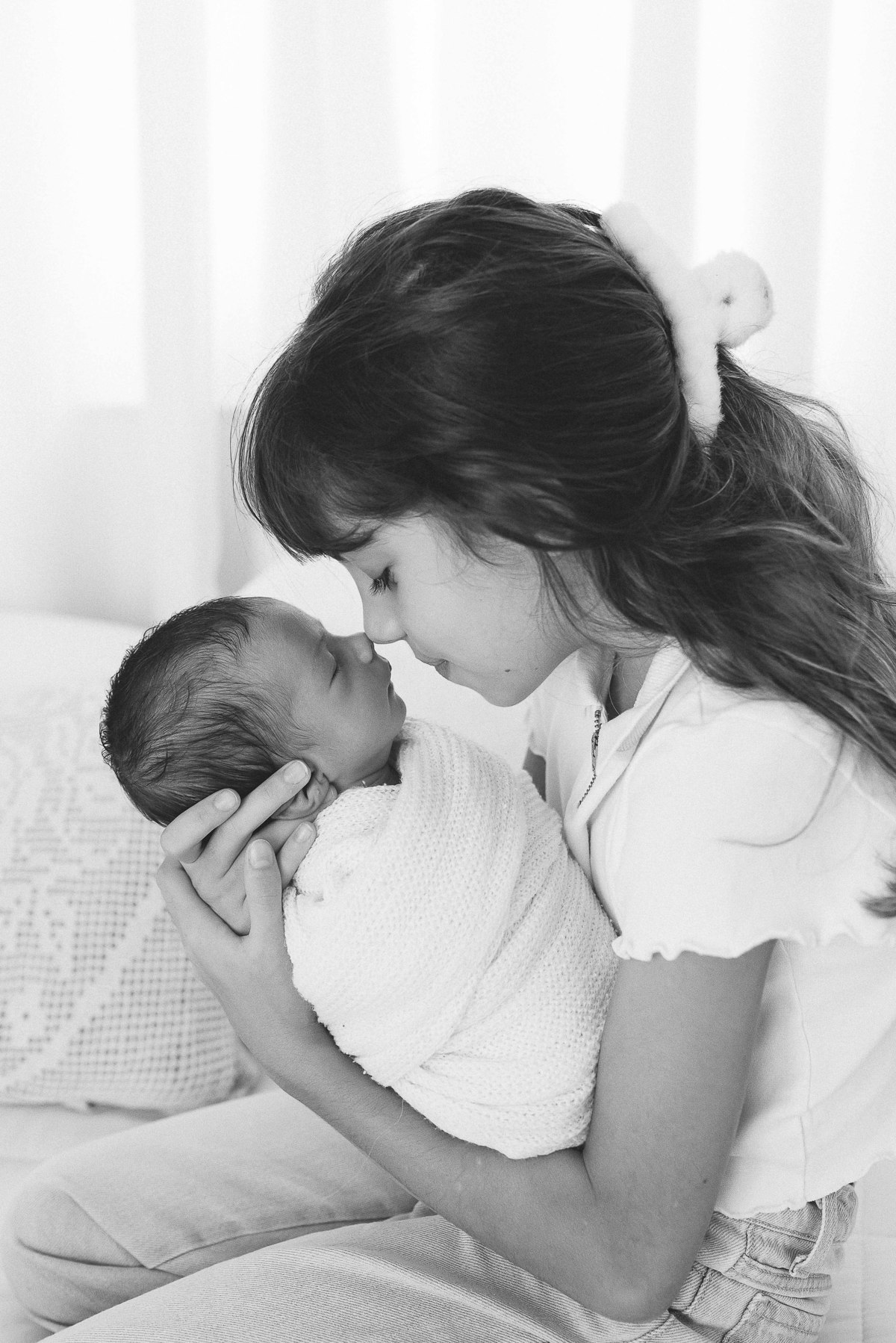 ensaio-newborn-petropolis-rj-estudio-quitandinha-fotografia-profissional-atemporal-clean-familia-recem-nascido