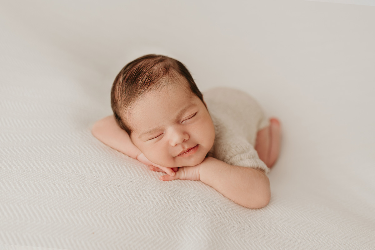 ensaio-newborn-petropolis-rj-sessao-fotografia-profissional-atemporal-estudio-climatizado-especialidade