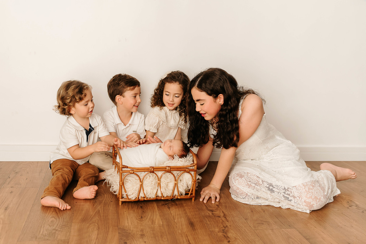 ensaio-newborn-petropolis-rj-estudio-fotografia-profissional-sessao-atemporal-recem-nascido