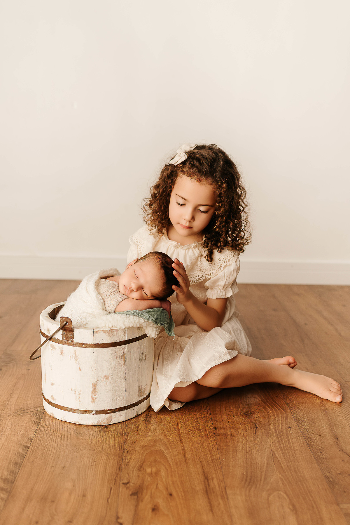 ensaio-newborn-petropolis-rj-estudio-fotografia-profissional-sessao-atemporal-recem-nascido