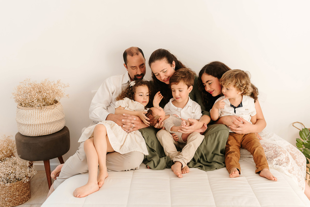 ensaio-newborn-petropolis-rj-estudio-fotografia-profissional-sessao-atemporal-recem-nascido