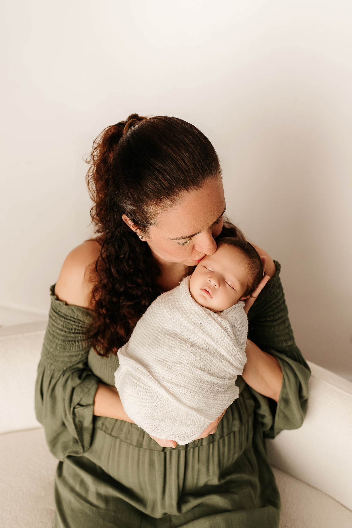 ensaio-newborn-petropolis-rj-estudio-fotografia-profissional-sessao-atemporal-recem-nascido