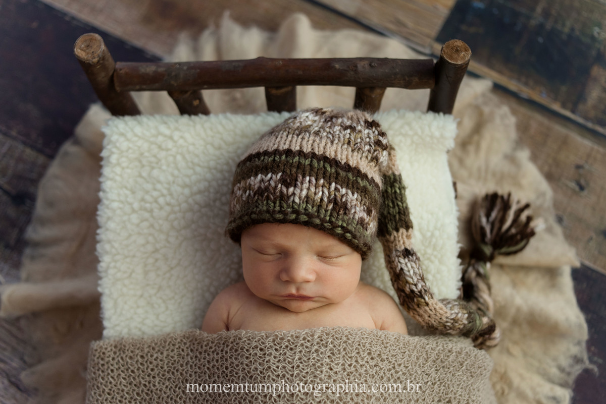 foto tirada por momentum photographia em petropolis rj estudio newborn recem nascido