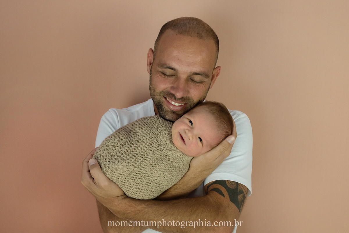 foto tirada por momentum photographia em petropolis rj estudio newborn