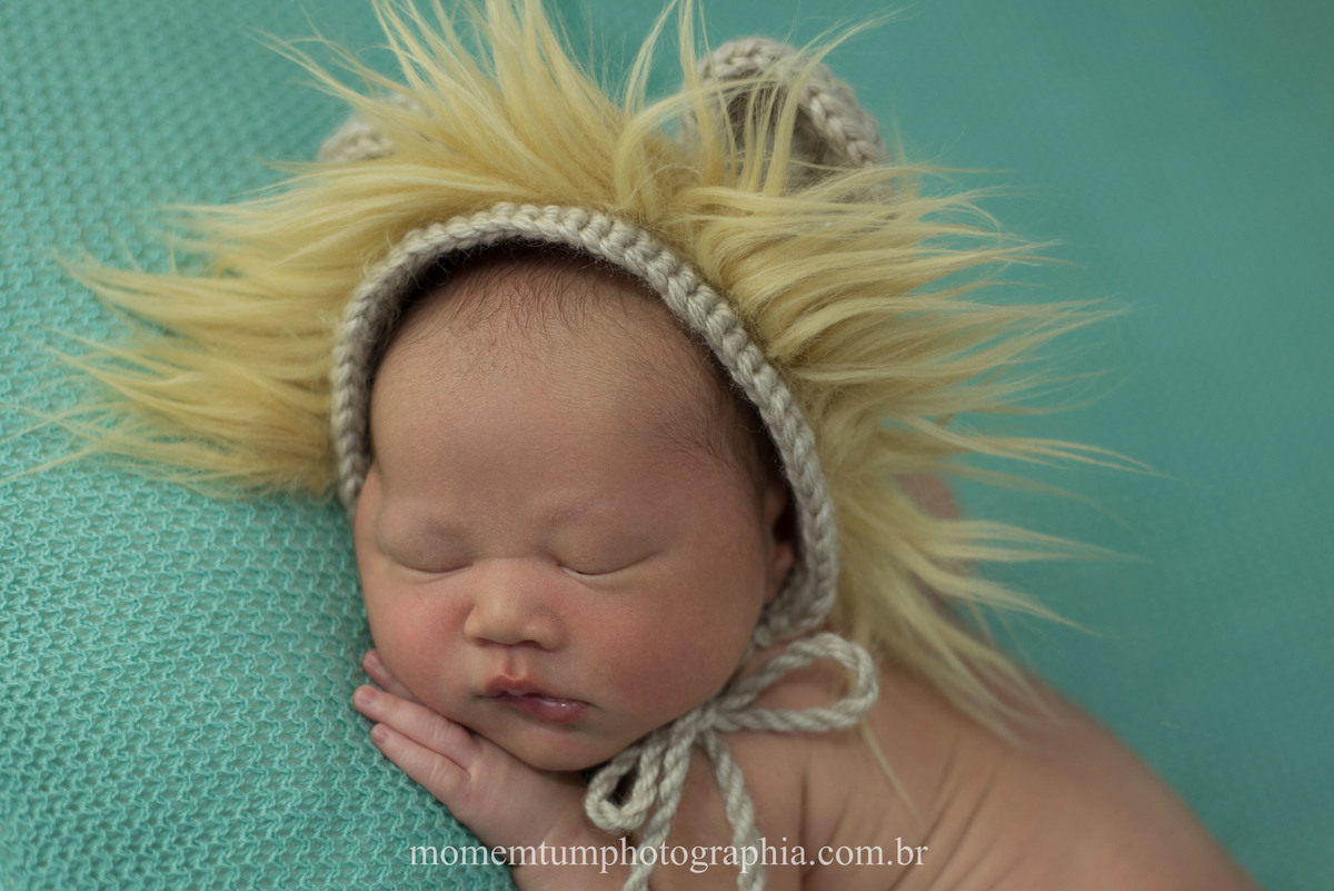 foto tirada por momentum photographia em petropolis rj estudio newborn