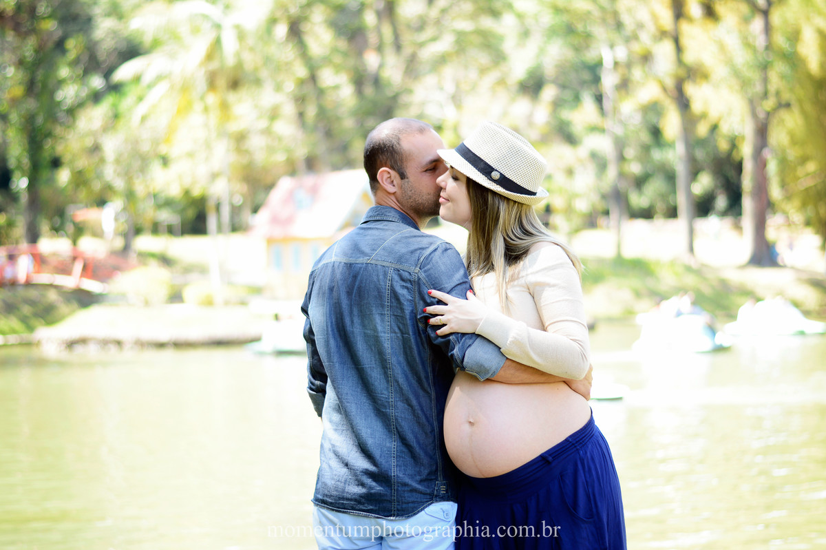 Fotos de grávida tiradas por Momentum Photographia no Parque Cremerie em Petrópolis, RJ