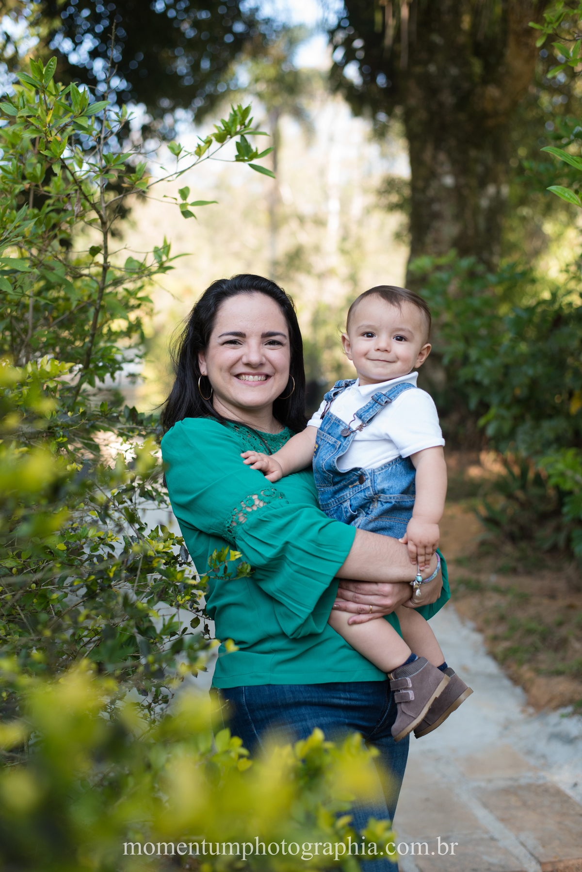 foto tirada por momentum photographia ensaio de família petropolis rj família