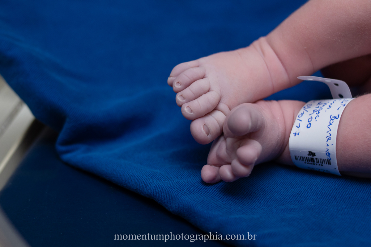 Fotografia de parto hospital Unimed Petropolis, RJ. Foto de Momentum Photographia. 