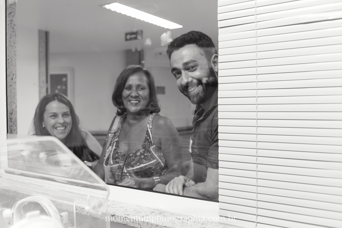 Fotografia de parto hospital Unimed Petropolis, RJ. Foto de Momentum Photographia. 