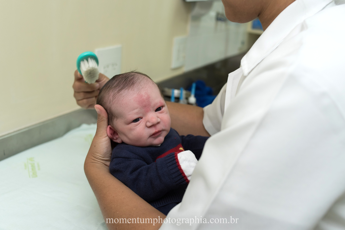 Fotografia de parto hospital Unimed Petropolis, RJ. Foto de Momentum Photographia. 