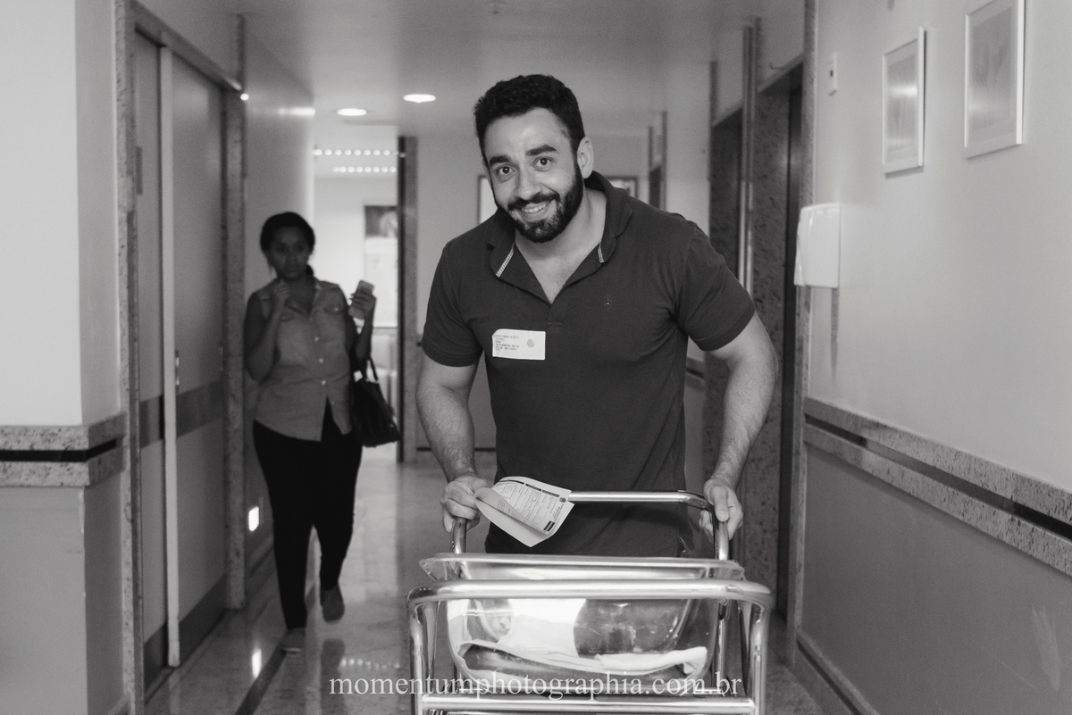 Fotografia de parto hospital Unimed Petropolis, RJ. Foto de Momentum Photographia. 