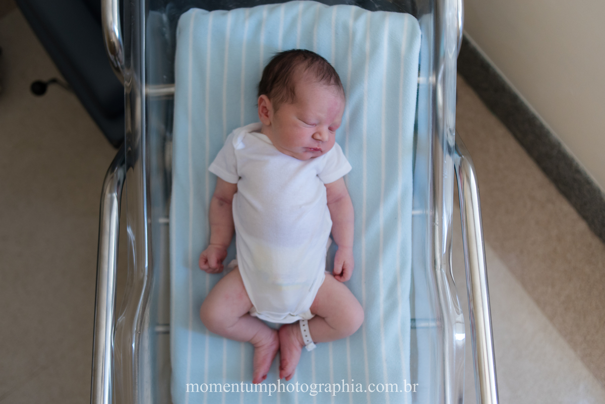 Fotografia de parto hospital Unimed Petropolis, RJ. Foto de Momentum Photographia. 