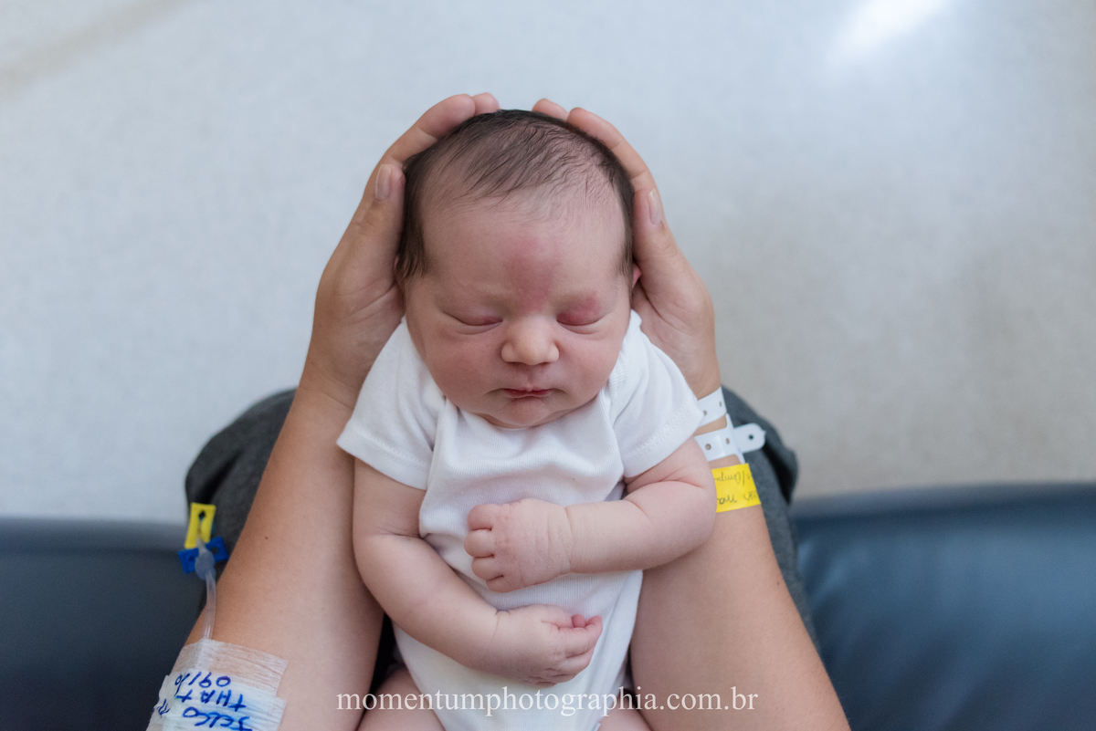 Fotografia de parto hospital Unimed Petropolis, RJ. Foto de Momentum Photographia. 