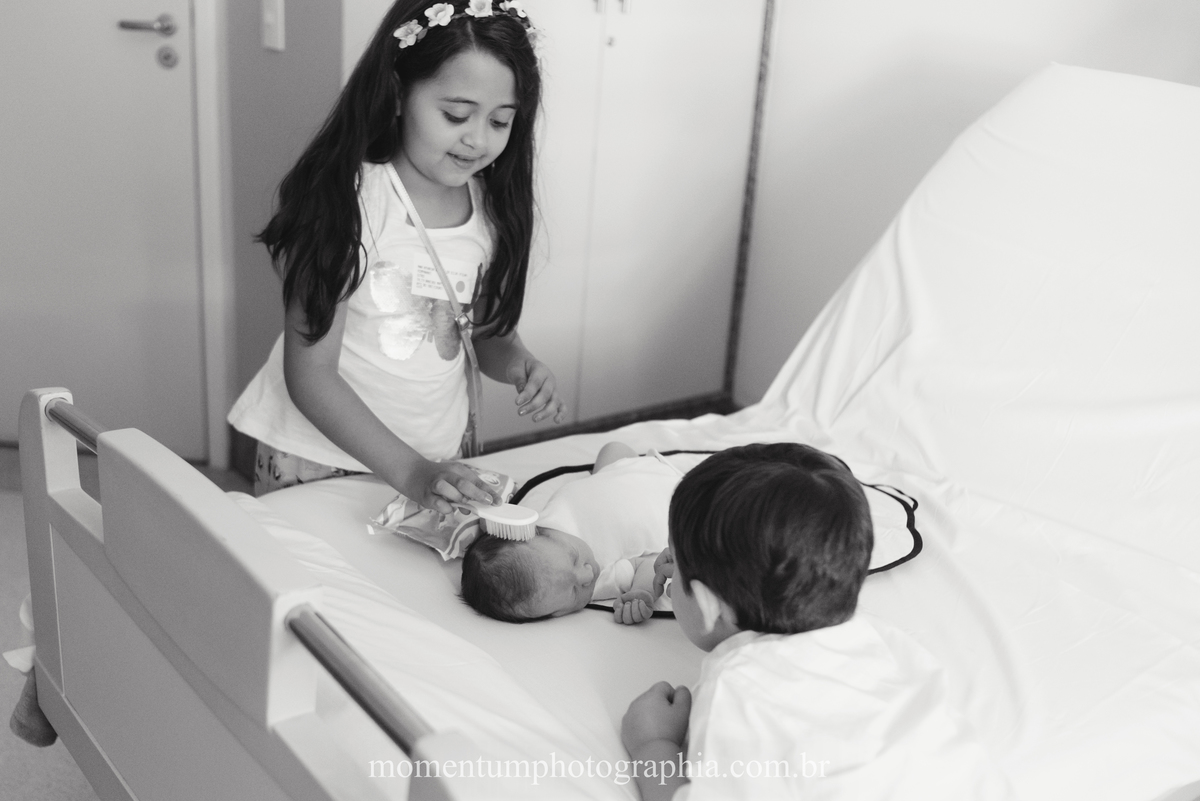 Fotografia de parto hospital Unimed Petropolis, RJ. Foto de Momentum Photographia. 