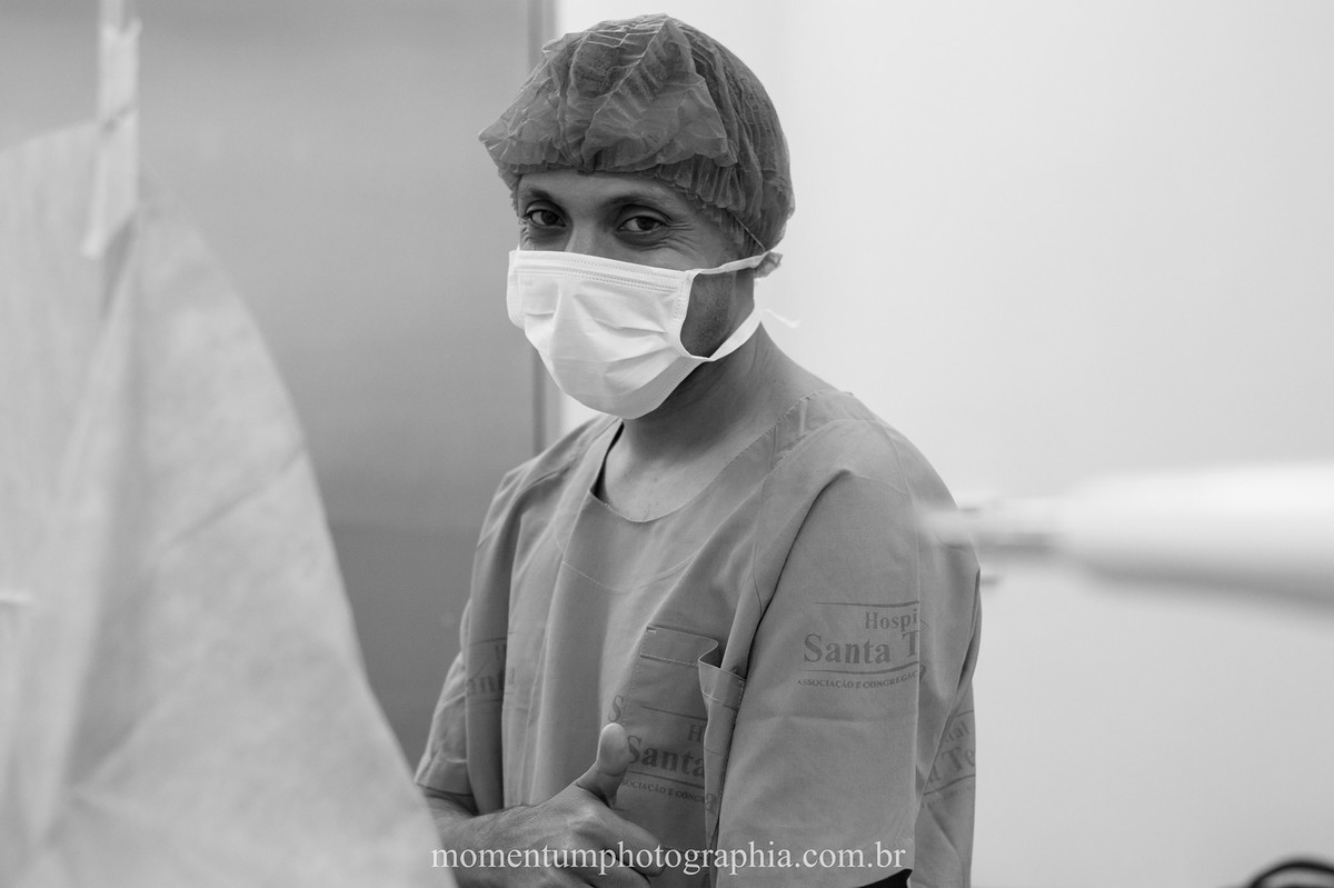 Foto de parto tirada por Momentum Photographia maternidade Santa Teresa Petrópolis - RJ