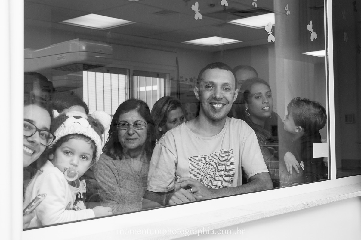 Foto de parto tirada por Momentum Photographia maternidade Santa Teresa Petrópolis - RJ