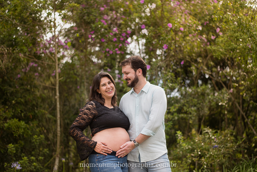 ensaio gestante em petrópolis rj cachorros esperando foto por momentum photographia