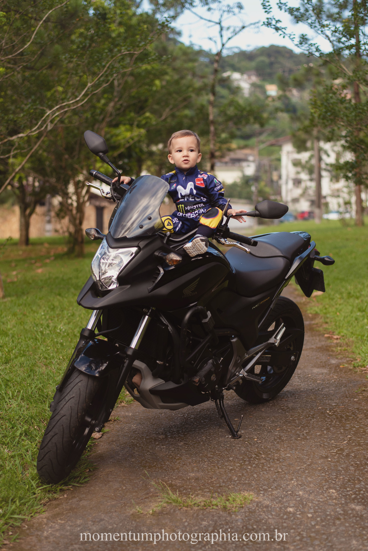 ensaio de moto em petrópolis rj momentum photographia ensaio infantil petrópolis
