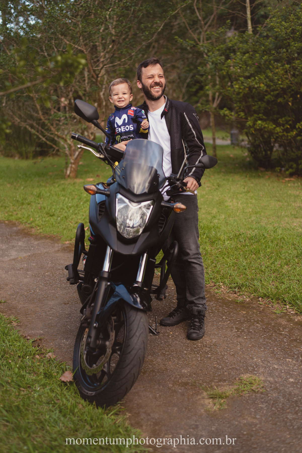 ensaio de moto em petrópolis rj momentum photographia ensaio infantil petrópolis