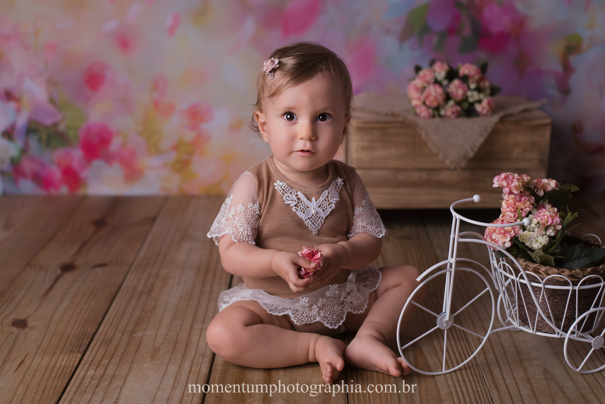 ensaio infantil primavera menina petrópolis momentum photographia