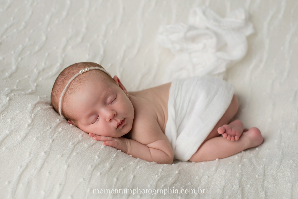 Ensaio newborn petropolis menina estudio momentum photographia newborn fotos