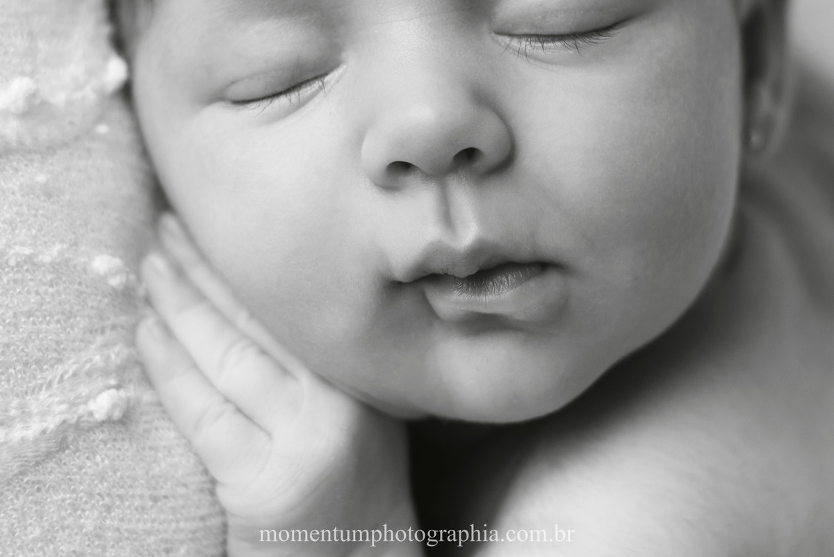 Ensaio newborn petropolis menina estudio momentum photographia newborn fotos