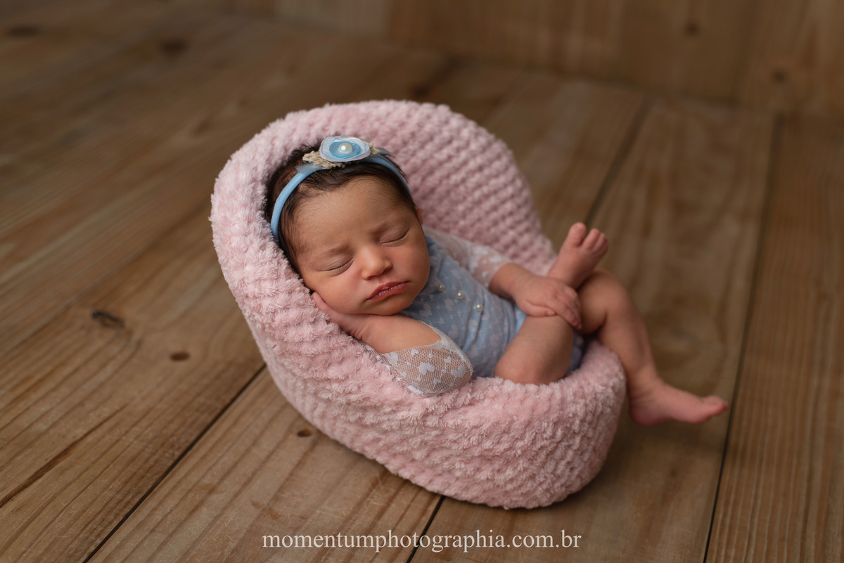 ensaio-newborn-petropolis-rj-momentum-photographia-ensaio-infantil-bebês-acompanhamento-fotografia-infantil
