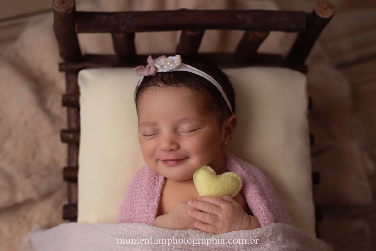 ensaio-newborn-petropolis-rj-momentum-photographia-ensaio-infantil-bebês-acompanhamento-fotografia-infantil