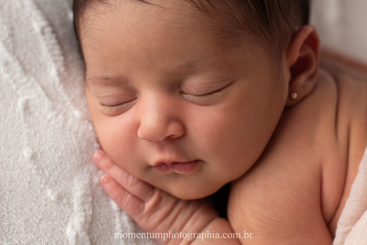 ensaio-newborn-petropolis-rj-momentum-photographia-ensaio-infantil-bebês-acompanhamento-fotografia-infantil