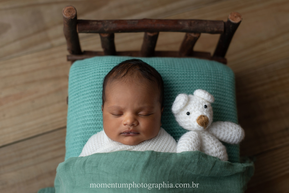 sessão-newborn-petropolis-ensaio-bebe-momentum-photographia-fotografiadebebes