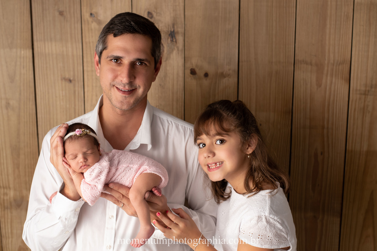 fotografia newborn petropolis momentum photographia acompanhamento de bebes ensaio infantil ensaio de familia