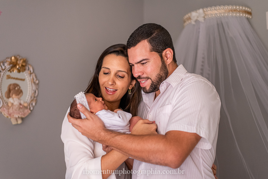 newborn, lifestyle, rio verde, petropolis, ensaio de família, família, recém nascido, ensaio em casa, bebê, momentum, photographia