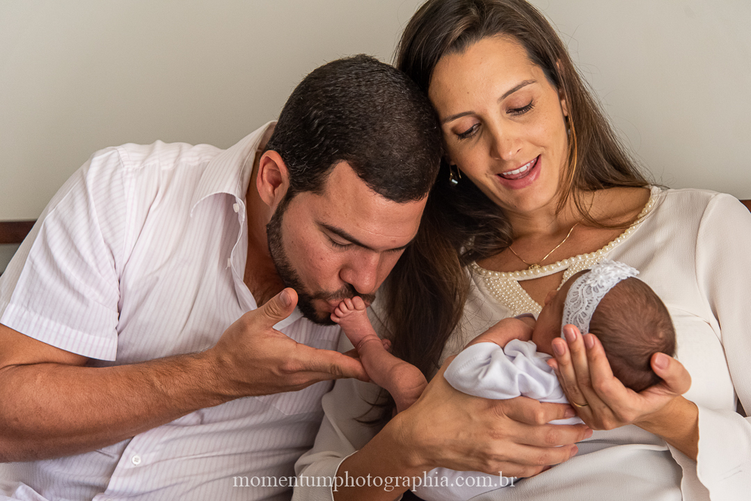 newborn, lifestyle, rio verde, petropolis, ensaio de família, família, recém nascido, ensaio em casa, bebê, momentum, photographia