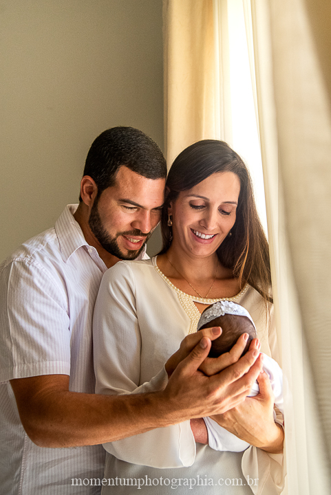 newborn, lifestyle, rio verde, petropolis, ensaio de família, família, recém nascido, ensaio em casa, bebê, momentum, photographia