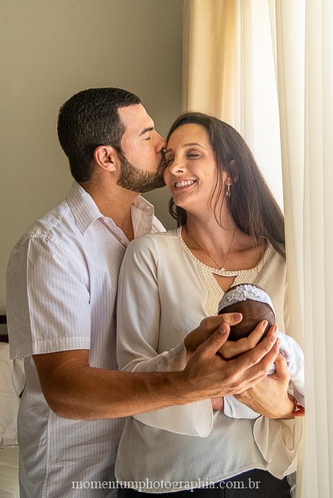 newborn, lifestyle, rio verde, petropolis, ensaio de família, família, recém nascido, ensaio em casa, bebê, momentum, photographia