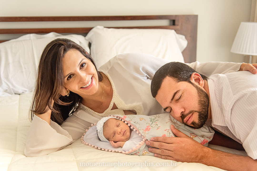 newborn, lifestyle, rio verde, petropolis, ensaio de família, família, recém nascido, ensaio em casa, bebê, momentum, photographia
