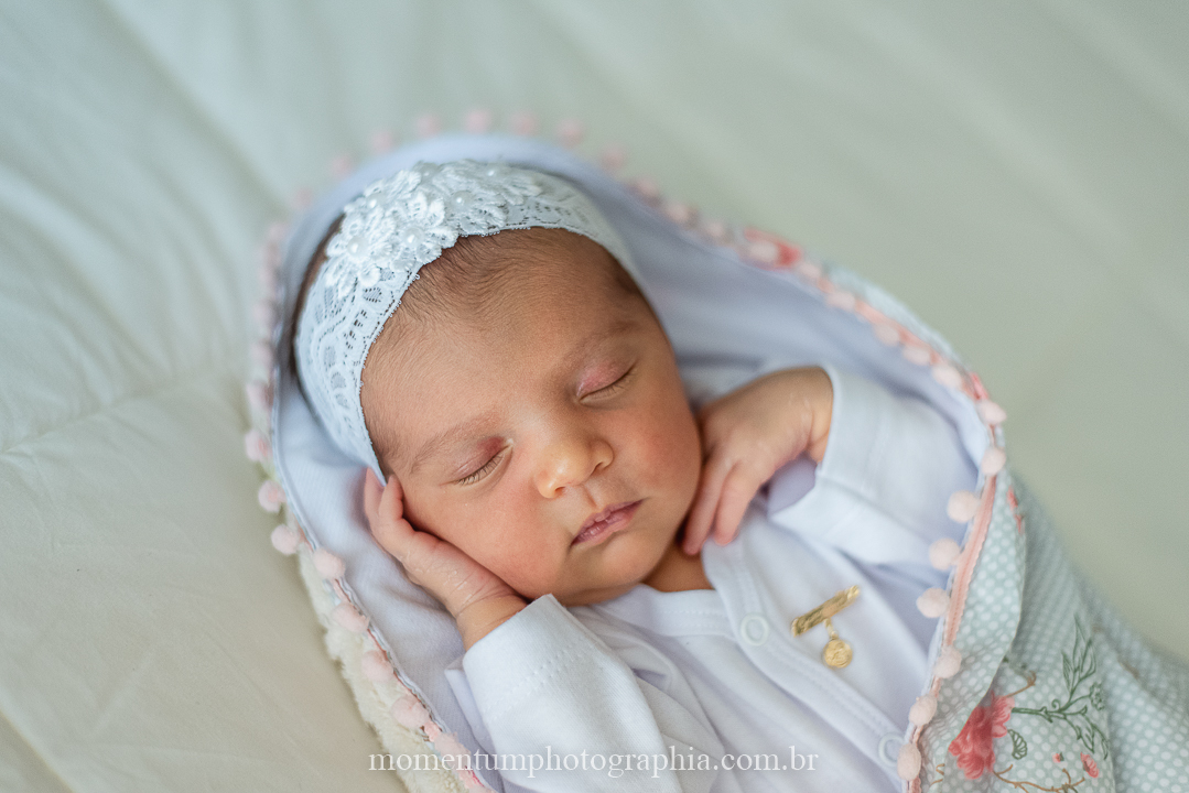 newborn, lifestyle, rio verde, petropolis, ensaio de família, família, recém nascido, ensaio em casa, bebê, momentum, photographia