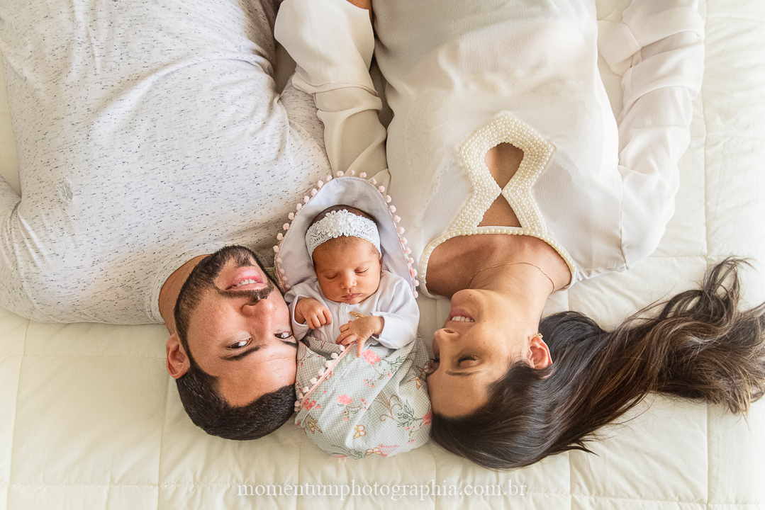 newborn, lifestyle, rio verde, petropolis, ensaio de família, família, recém nascido, ensaio em casa, bebê, momentum, photographia