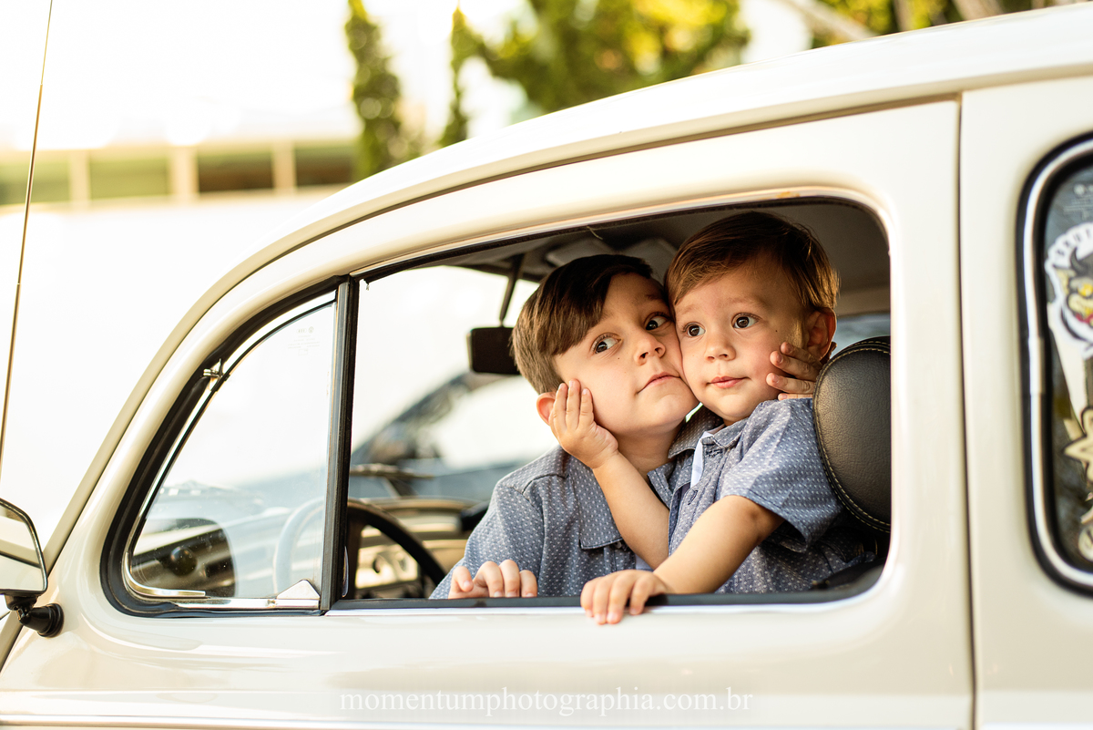 ensaio infantil, ensaio fusca, momentum photographia, petropolis, ensaio de família