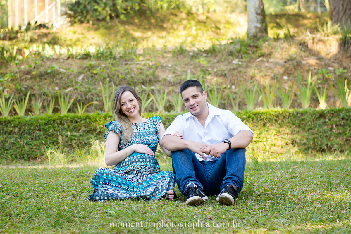 foto tirada por momentum photographia gestante grávida Petrópolis RJ parque Cremeri linda