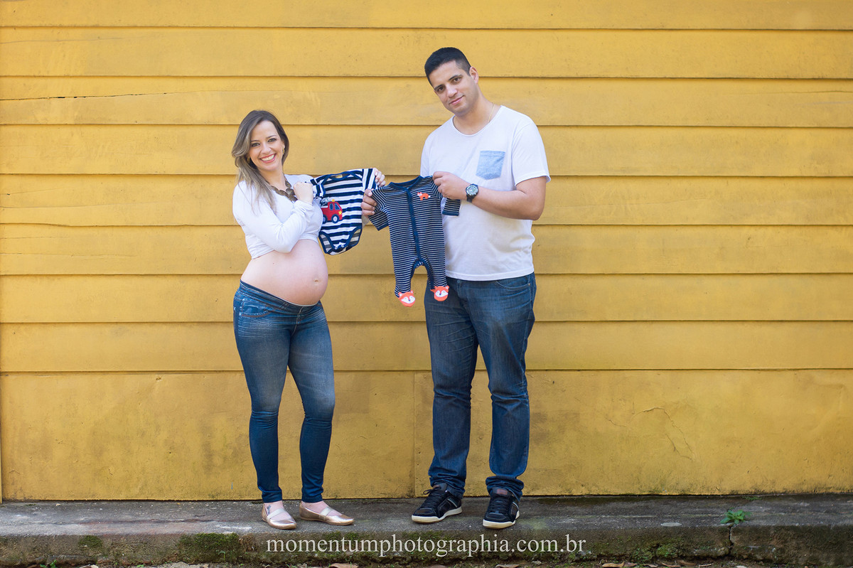 foto de roupinha tirada por momentum photographia gestante grávida Petrópolis RJ parque Cremeri linda