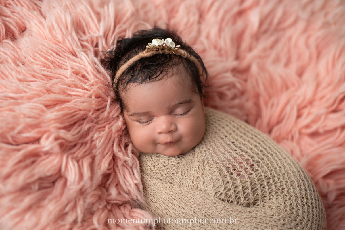 ensaio newborn, newborn petropolis, momentum photographia, bebês, maternidade, mae de menina, newborn style