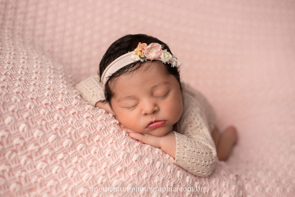 ensaio newborn em petropolis, rj. newborn petropolis, recem nascido, estudio de fotografia em petropolis, mae de menina, mae de primeira viagem, mae de menino, gestação, gravidas de petropolis, gestantes petropolis
