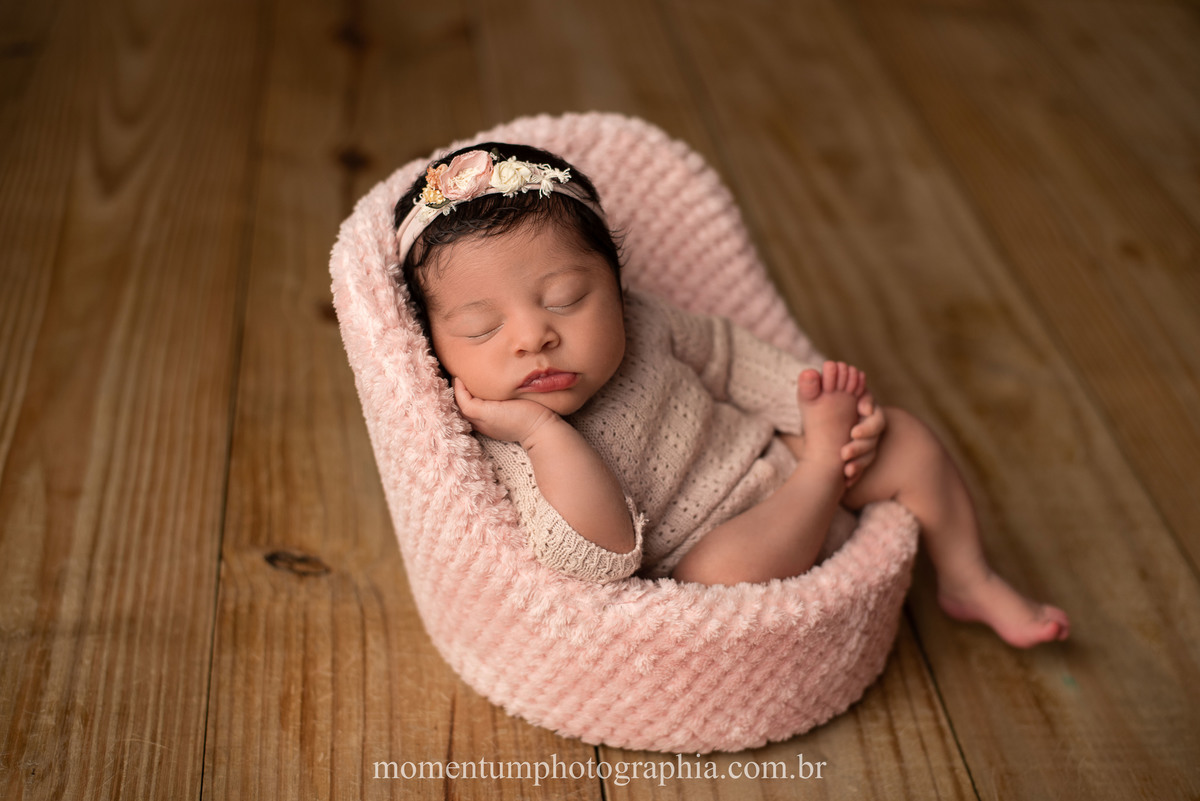 ensaio newborn em petropolis, rj. newborn petropolis, recem nascido, estudio de fotografia em petropolis, mae de menina, mae de primeira viagem, mae de menino, gestação, gravidas de petropolis, gestantes petropolis