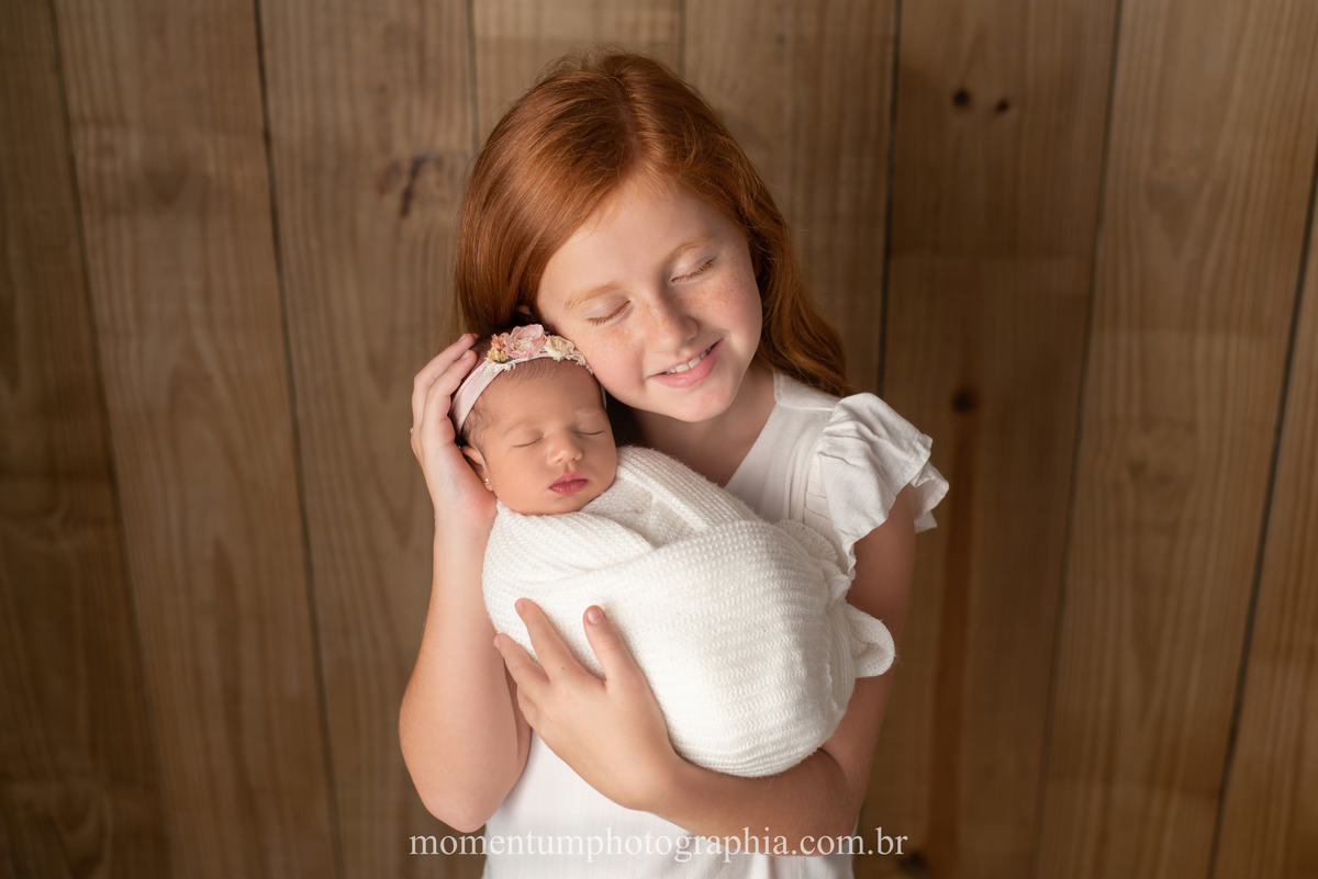 sessão newborn Petrópolis, gestantes de Petrópolis, Mães de Petrópolis, Grávidas de Petrópolis, momentum photographia, referência em newborn, fotos em petrópolis, fotógrafo referÊncia em newborn